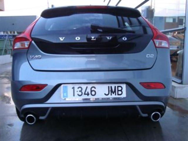 fotoG 3 del Volvo V40 D2 R-Design Momentum 88 kW (120 CV) 120cv Diésel del 2016 en Baleares