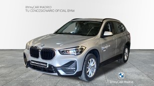 Fotos de BMW X1 xDrive18d color Gris Plata. Año 2021. 110KW(150CV). Diésel. En concesionario BYmyCAR Madrid - Las Tablas de Madrid