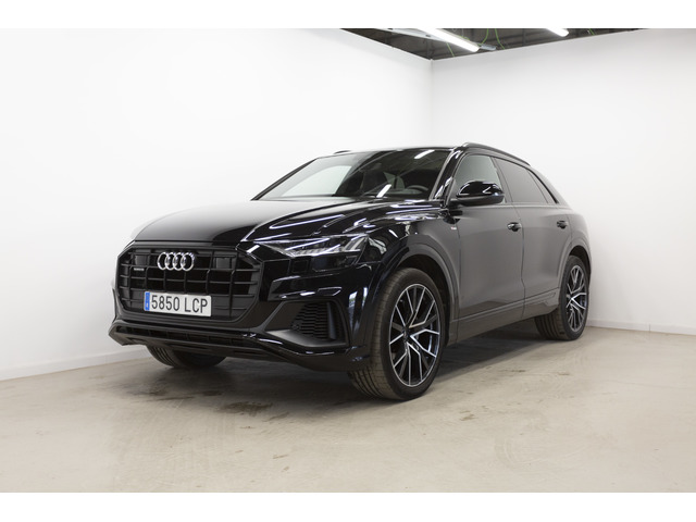 Audi Q8 Foto 1