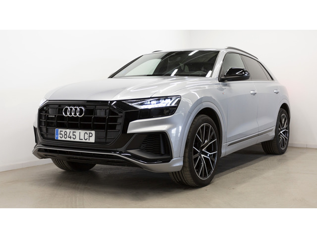 Audi Q8 Foto 1