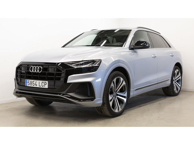 Audi Q8 Foto 1