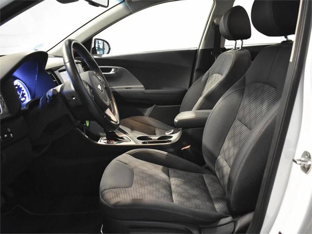 Foto 10 Kia Niro 1.6 GDi HEV Híbrido Drive 104 kW (141 CV)