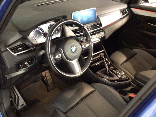 BMW Serie 2 218d Active Tourer color Azul. Año 2021. 110KW(150CV). Diésel. En concesionario BYmyCAR Madrid - Alcalá de Madrid