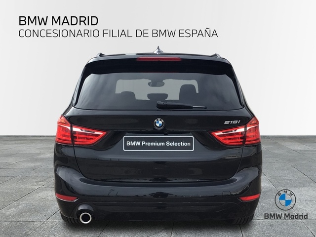 BMW Serie 2 218i Gran Tourer color Negro. Año 2021. 103KW(140CV). Gasolina. En concesionario BYmyCAR Madrid - Alcalá de Madrid
