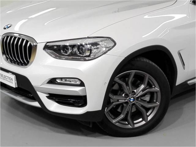 BMW X3 xDrive20d color Blanco. Año 2020. 140KW(190CV). Diésel. En concesionario Engasa S.A. de Valencia