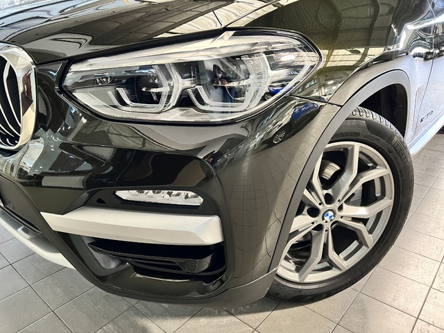BMW X3 xDrive20d color Gris. Año 2017. 140KW(190CV). Diésel. En concesionario Automóviles Oviedo S.A. de Asturias