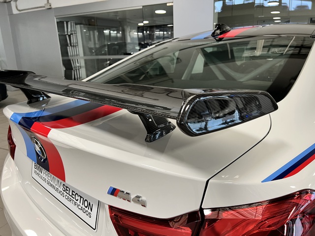 BMW M M4 GTS Coupe color Blanco. Año 2017. 368KW(500CV). Gasolina. En concesionario Automóviles Oviedo S.A. de Asturias