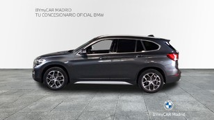 Fotos de BMW X1 sDrive18i color Gris. Año 2021. 103KW(140CV). Gasolina. En concesionario BYmyCAR Madrid - Alcalá de Madrid