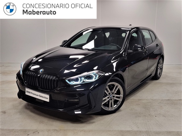 BMW Serie 1 118d color Negro. Año 2021. 110KW(150CV). Diésel. En concesionario Maberauto de Castellón