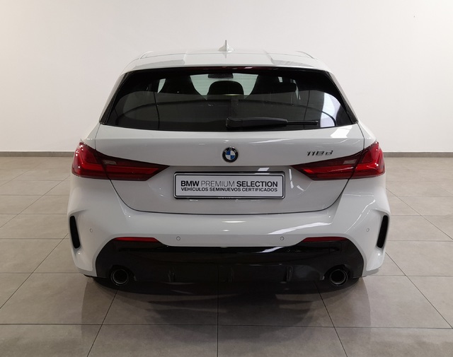 fotoG 4 del BMW Serie 1 118d Business 110 kW (150 CV) 150cv Diésel del 2021 en Cádiz