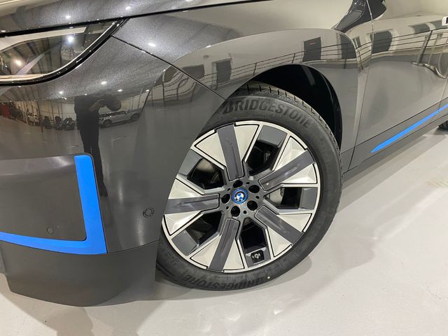 fotoG 5 del BMW iX xDrive40 240 kW (326 CV) 326cv Eléctrico del 2022 en Almería