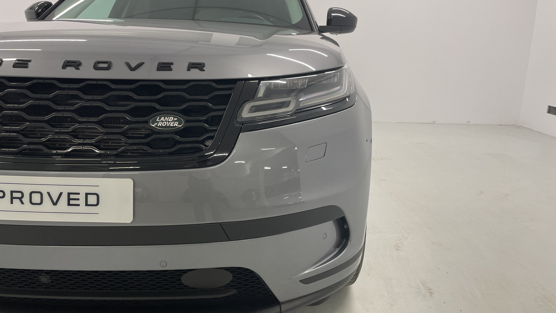 Land Rover Range Rover Velar D240 - 11