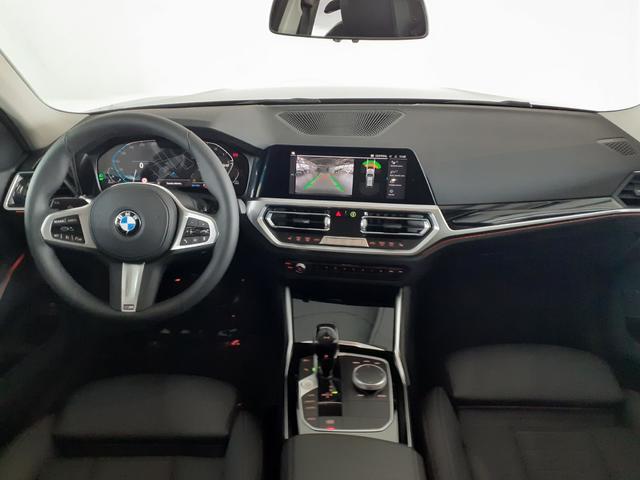 BMW Serie 3 320d Touring color Gris. Año 2022. 140KW(190CV). Diésel. En concesionario Automotor Premium Viso - Málaga de Málaga