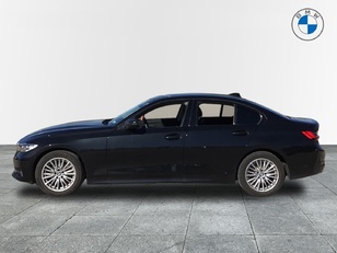 Fotos de BMW Serie 3 318d color Negro. Año 2022. 110KW(150CV). Diésel. En concesionario BYmyCAR Madrid - Alcalá de Madrid