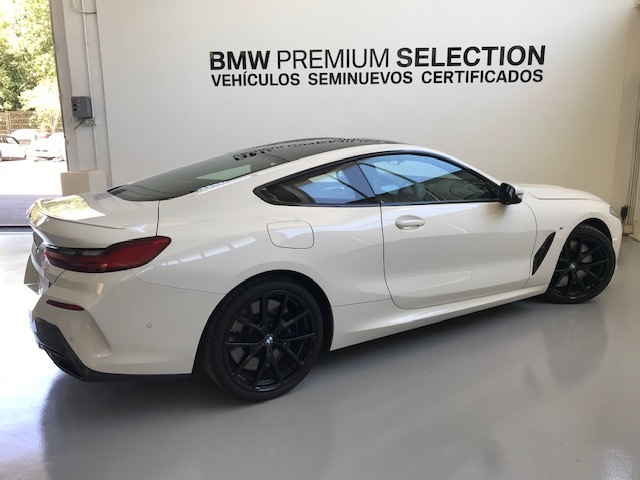 BMW Serie 8 840d Coupe color Blanco. Año 2020. 235KW(320CV). Diésel. En concesionario Lurauto Bizkaia de Vizcaya