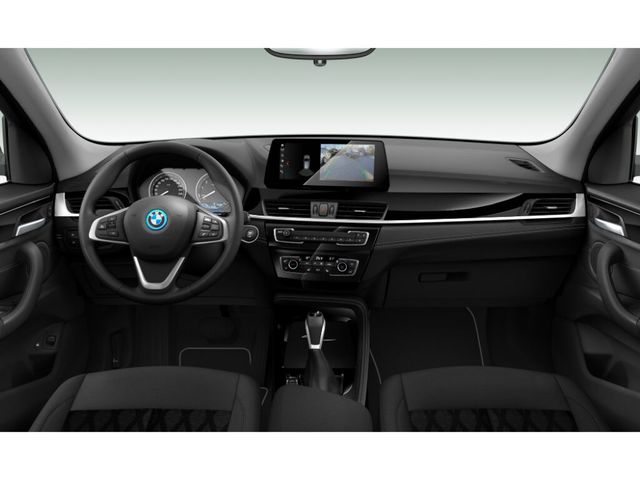 BMW X1 xDrive25e color Blanco. Año 2022. 162KW(220CV). Híbrido Electro/Gasolina. En concesionario BYmyCAR Madrid - Alcalá de Madrid