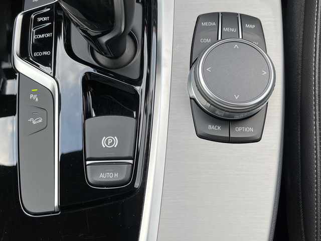 BMW X3 xDrive20i color Marrón. Año 2019. 135KW(184CV). Gasolina. En concesionario Bernesga Motor León (Bmw y Mini) de León