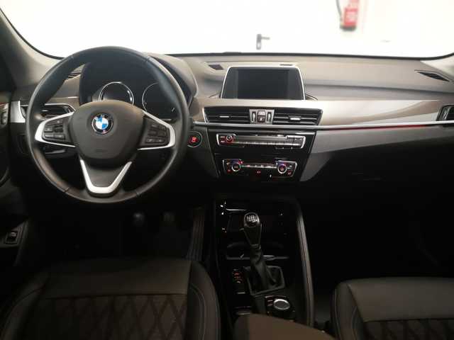 BMW X1 sDrive18d color Blanco. Año 2018. 110KW(150CV). Diésel. En concesionario Marmotor de Las Palmas