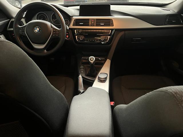 BMW Serie 3 320d Gran Turismo color Gris. Año 2019. 140KW(190CV). Diésel. En concesionario MOTOR MUNICH CADI SL-MANRESA de Barcelona