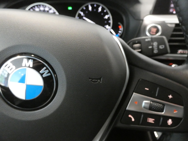 BMW X3 xDrive20d color Negro. Año 2022. 140KW(190CV). Diésel. En concesionario Enekuri Motor de Vizcaya