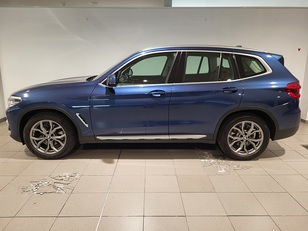 Fotos de BMW X3 xDrive20d color Azul. Año 2018. 140KW(190CV). Diésel. En concesionario Autogotran S.A. de Huelva