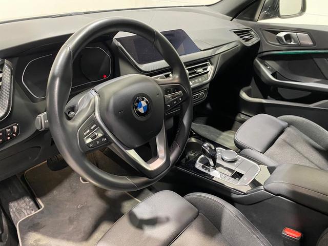 BMW Serie 2 216d Gran Coupe color Negro. Año 2021. 85KW(116CV). Diésel. En concesionario MOTOR MUNICH S.A.U  - Terrassa de Barcelona