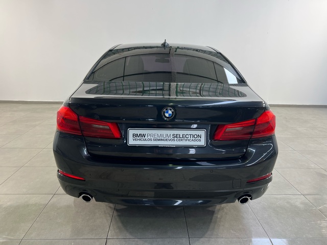 fotoG 4 del BMW Serie 5 520d Business 140 kW (190 CV) 190cv Diésel del 2018 en Cádiz