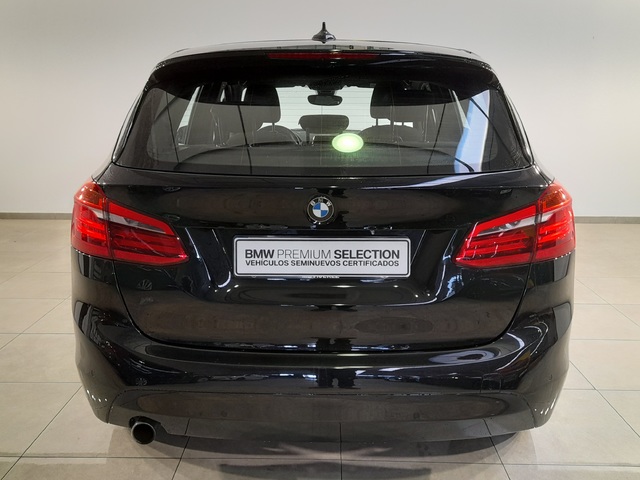 BMW Serie 2 218d Active Tourer color Negro. Año 2018. 110KW(150CV). Diésel. En concesionario Movijerez S.A. S.L. de Cádiz