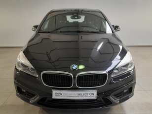 Fotos de BMW Serie 2 218d Active Tourer color Negro. Año 2018. 110KW(150CV). Diésel. En concesionario Movijerez S.A. S.L. de Cádiz