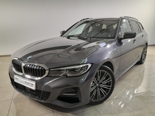 Fotos de BMW Serie 3 330d Touring color Gris. Año 2022. 210KW(286CV). Diésel. En concesionario Movijerez S.A. S.L. de Cádiz