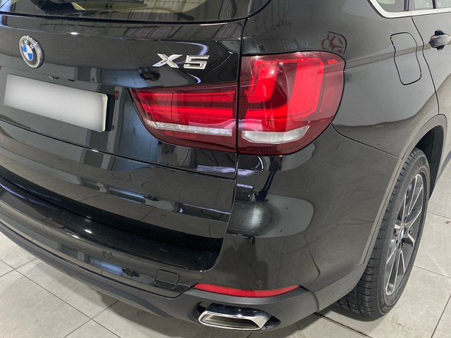 BMW X5 xDrive30d color Negro. Año 2018. 190KW(258CV). Diésel. En concesionario Burgocar (Bmw y Mini) de Burgos