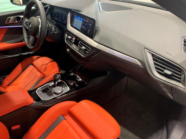 BMW Serie 2 M235i Gran Coupe color Gris. Año 2021. 225KW(306CV). Gasolina. En concesionario MOTOR MUNICH S.A.U  - Terrassa de Barcelona