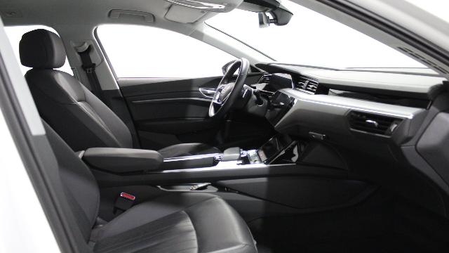 Audi e-tron Advanced 50 quattro 230 kW (313 CV)