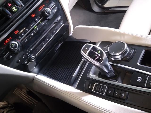BMW X6 xDrive30d color Negro. Año 2019. 190KW(258CV). Diésel. En concesionario Automotor Premium Viso - Málaga de Málaga