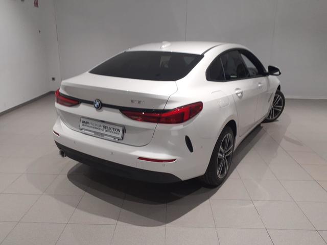 BMW Serie 2 218i Gran Coupe color Blanco. Año 2022. 103KW(140CV). Gasolina. En concesionario Automotor Costa, S.L.U. de Almería