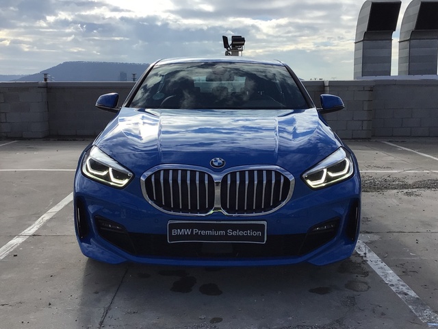 BMW Serie 1 118d color Azul. Año 2019. 110KW(150CV). Diésel. En concesionario BYmyCAR Madrid - Alcalá de Madrid