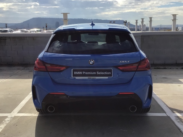 BMW Serie 1 118d color Azul. Año 2019. 110KW(150CV). Diésel. En concesionario BYmyCAR Madrid - Alcalá de Madrid