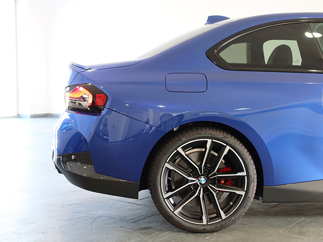 BMW Serie 2 220d Coupe color Azul. Año 2022. 140KW(190CV). Diésel. En concesionario Autogal de Ourense