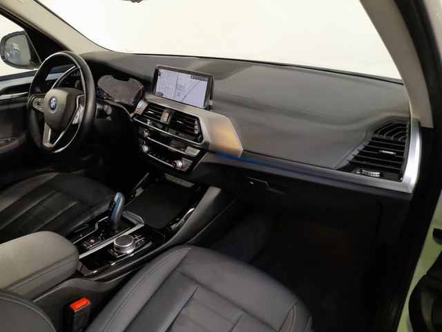 BMW iX3 iX3 color Blanco. Año 2021. 210KW(286CV). Eléctrico. En concesionario Movijerez S.A. S.L. de Cádiz