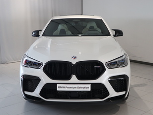 Fotos de BMW M X6 M color Blanco. Año 2022. 441KW(600CV). Gasolina. En concesionario Pruna Motor de Barcelona