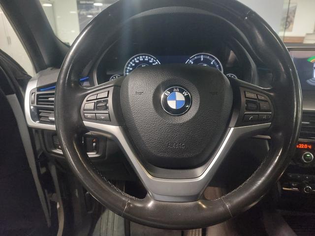 BMW X5 xDrive30d color Blanco. Año 2017. 190KW(258CV). Diésel. En concesionario Automóviles Oviedo S.A. de Asturias