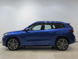 Fotos de BMW X1 sDrive18i color Azul. Año 2022. 100KW(136CV). Gasolina. En concesionario GANDIA Automoviles Fersan, S.A. de Valencia
