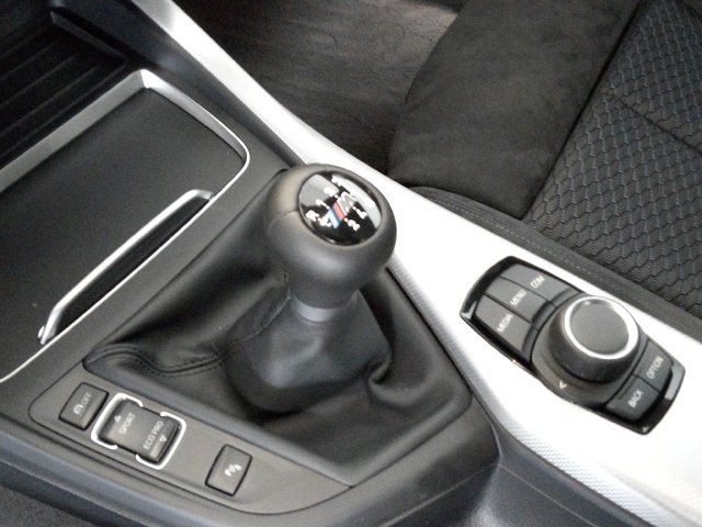 BMW Serie 2 218i Coupe color Blanco. Año 2019. 100KW(136CV). Gasolina. En concesionario Marmotor de Las Palmas