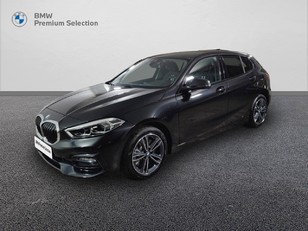 Fotos de BMW Serie 1 120d color Negro. Año 2022. 140KW(190CV). Diésel. En concesionario San Pablo Motor | Tomares de Sevilla