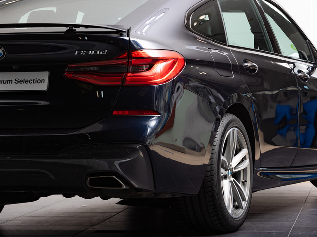 BMW Serie 6 630d Gran Turismo color Negro. Año 2017. 195KW(265CV). Diésel. En concesionario Eresma Motor de Segovia