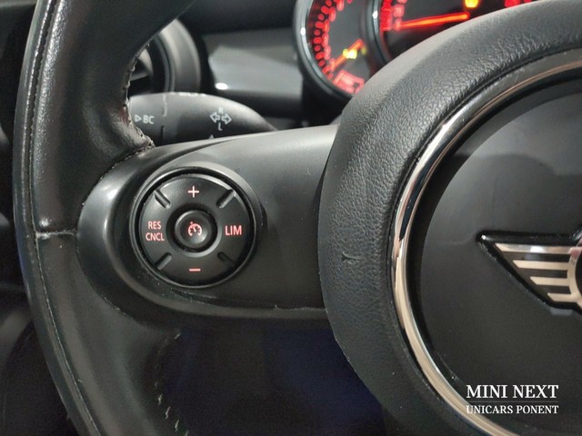 fotoG 13 del MINI MINI 3 Puertas Cooper 100 kW (136 CV) 136cv Gasolina del 2018 en Lleida