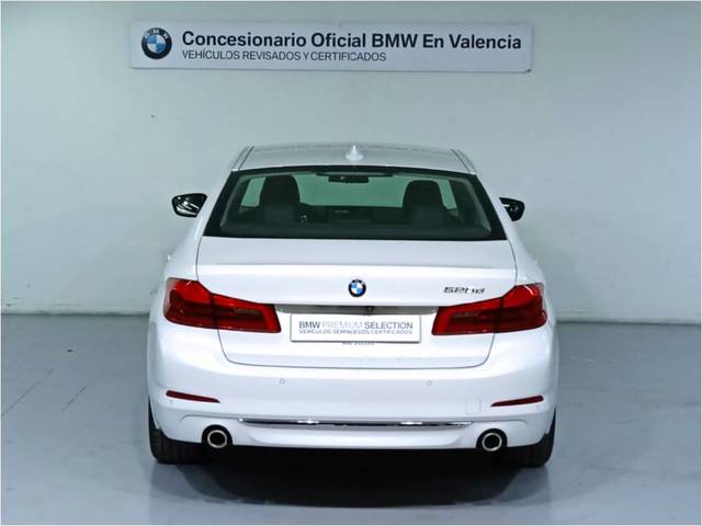 BMW Serie 5 520d color Blanco. Año 2020. 140KW(190CV). Diésel. En concesionario Engasa S.A. de Valencia