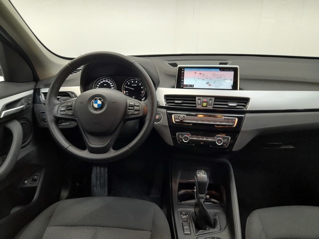 BMW X1 xDrive25e color Blanco. Año 2021. 162KW(220CV). Híbrido Electro/Gasolina. En concesionario Cabrero Motorsport de Huesca