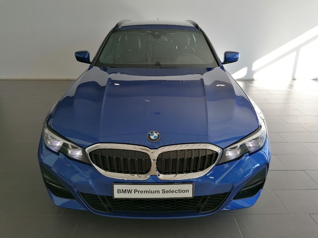 BMW Serie 3 320d Touring color Azul. Año 2019. 140KW(190CV). Diésel. En concesionario Adler Motor S.L. TOLEDO de Toledo