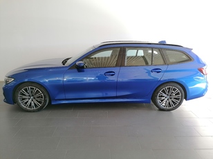 Fotos de BMW Serie 3 320d Touring color Azul. Año 2019. 140KW(190CV). Diésel. En concesionario Adler Motor S.L. TOLEDO de Toledo